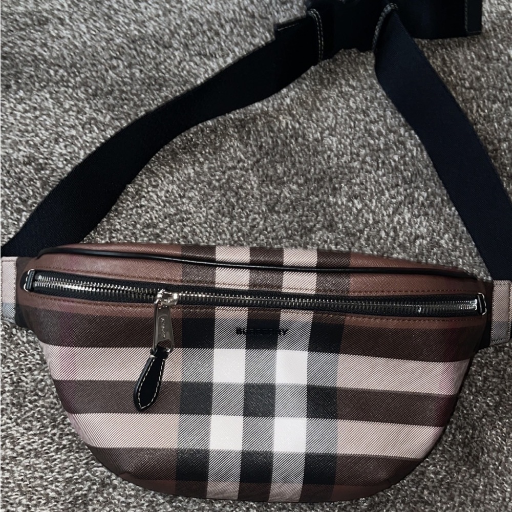 Burberry Waist bag